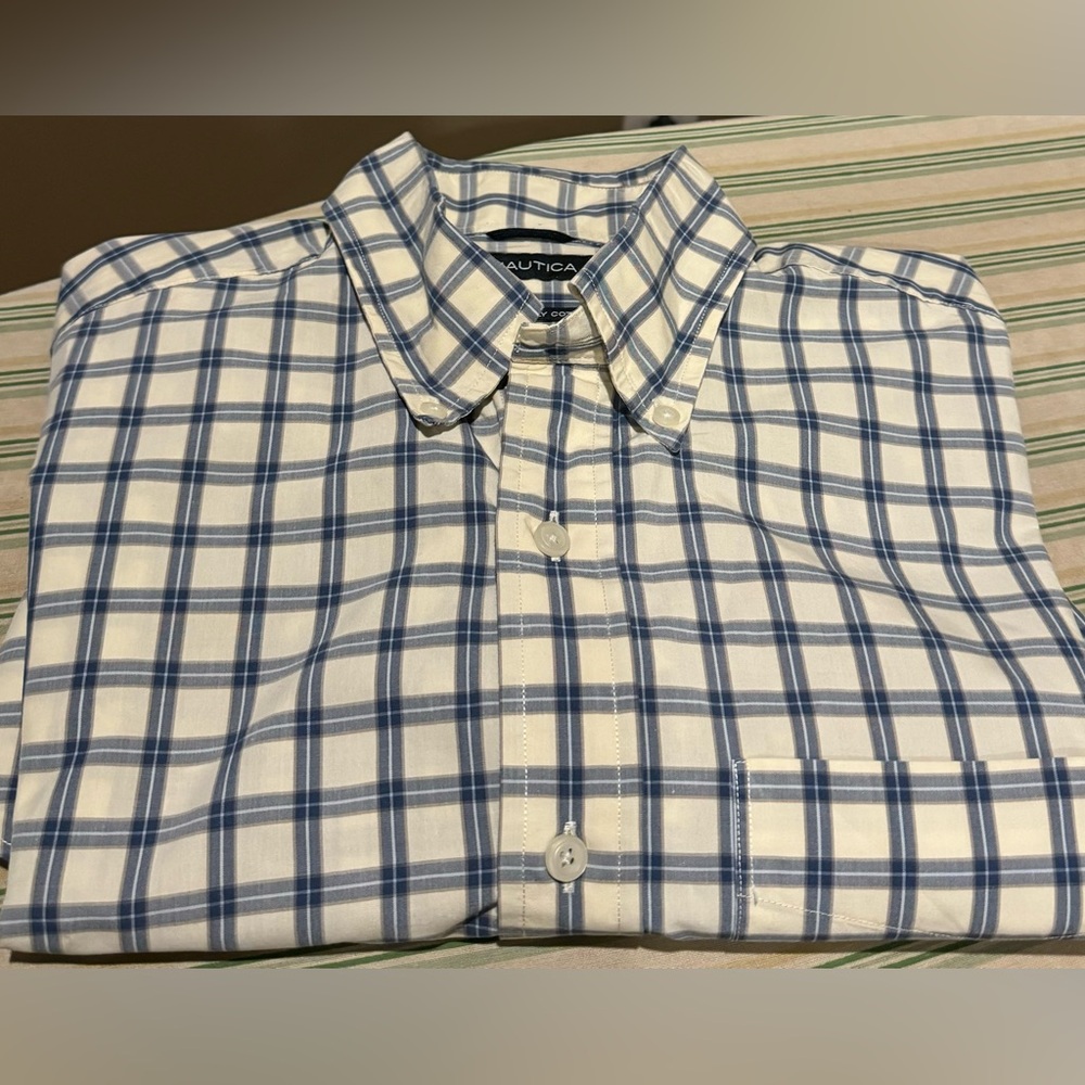 Nautica blue plaid long sleeve shirt. 80’s 2 ply cotton. Size Medium